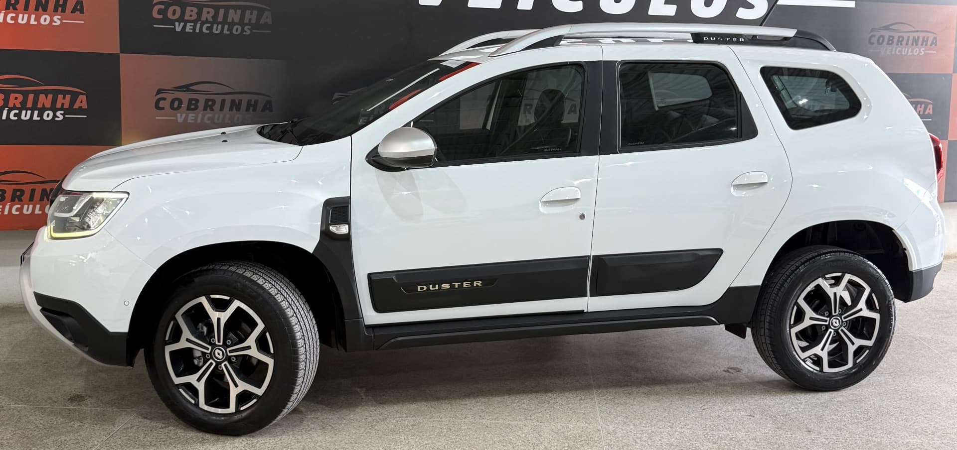 Renault DUSTER ICONIC